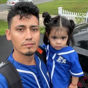 Meet your Posher, Efrain